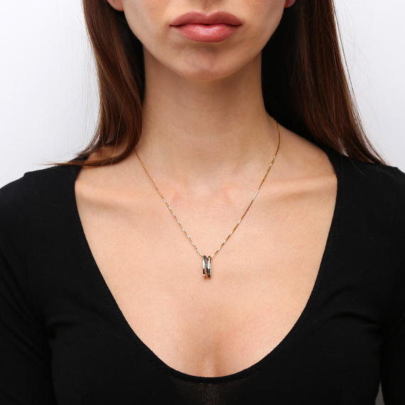 Langer Goldanhänger 585 mit schwarzen Diamanten 0,08 ct