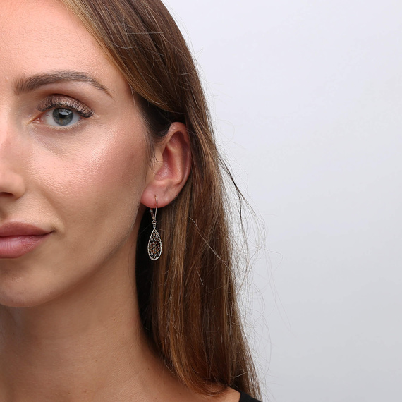 Gold durchbrochene Ohrringe 585 Diamant Anhänger Träne Blume Englisch Verschluss