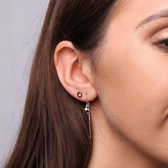 Gold 585 lange baumelnde Ohrringe an einer Herzkette mit einer Kugel