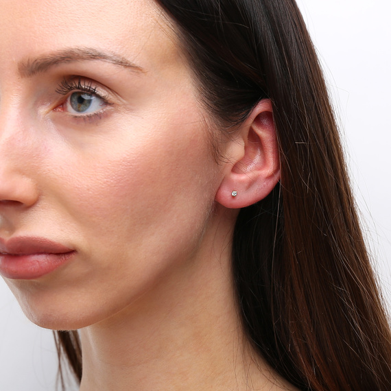 Gold-Ohrringe 585 ovale Rubine Diamanten 0,71 ct