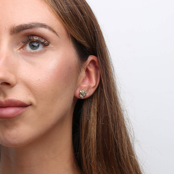 Gold 585 Tiger Gepard Leopard durchbrochene Ohrringe auf einem 1 cm Stift