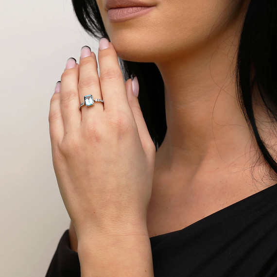 Goldring 585 Saphir 0,43 Karat Diamanten 0,14 Karat