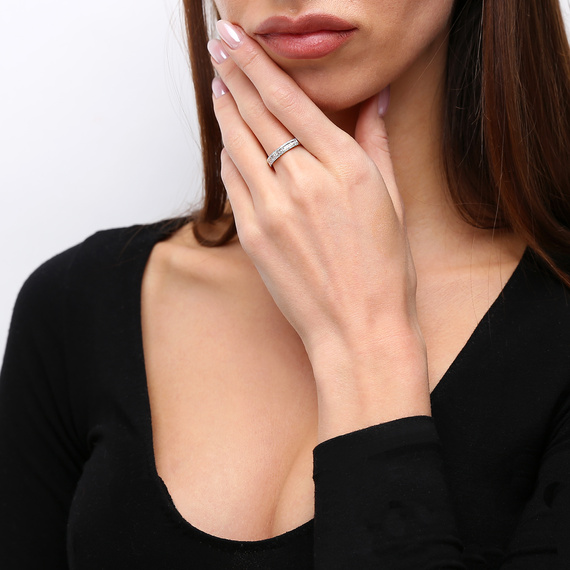 585 Goldring besetzt mit 0,23 Karat Diamanten