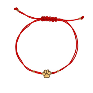 585 Gold Armband auf roter Schnur Hund Pfote Perlen Hund Name Gravur