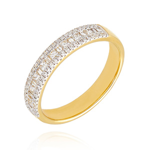 585 Goldring besetzt mit 0,23 Karat Diamanten 