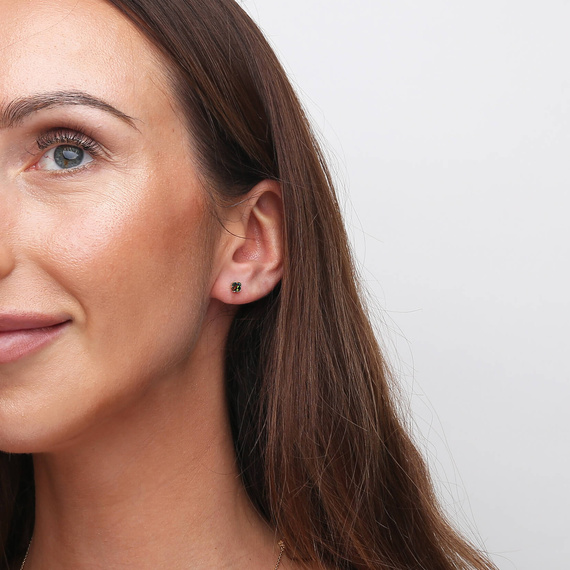 Goldene Ohrringe mit Blumenmotiven 585er Gold Kleeblätter mit Opal klein Stecker 5 mm