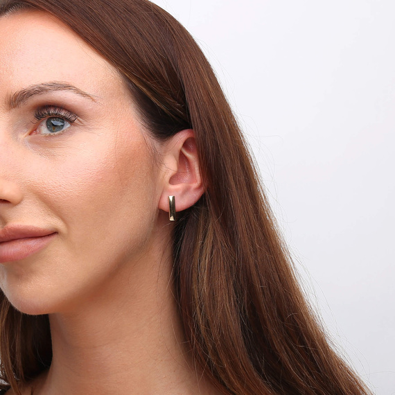 Goldene Ohrstecker 585 glatt klassisch mit Steckverschluss