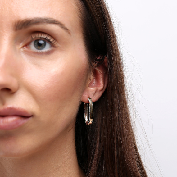 Gold 585 länglich-ovale Ohrstecker